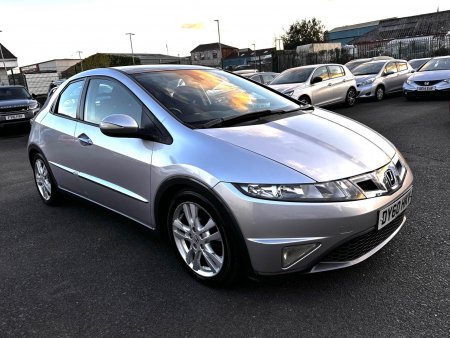 HONDA CIVIC 2.2 i-CTDi ES 5dr